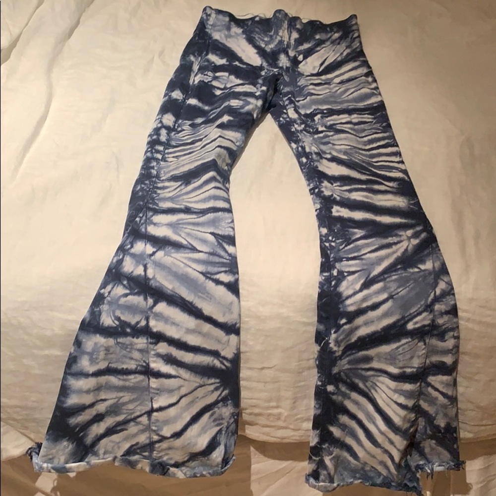 Tie dye “Berkeley Bells”